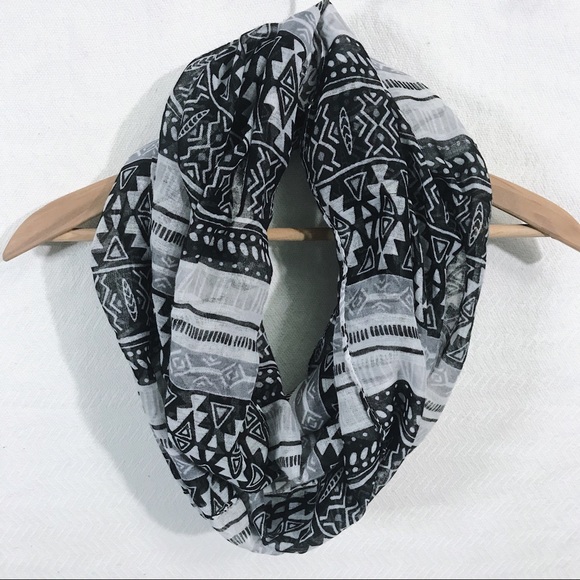 Aztec Print Infinity Scarf Black & Gray - Picture 1 of 4